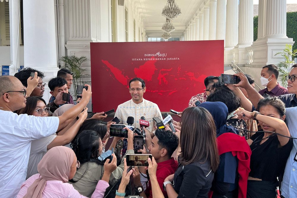 Mendikbudristek Batalkan Kenaikan UKT