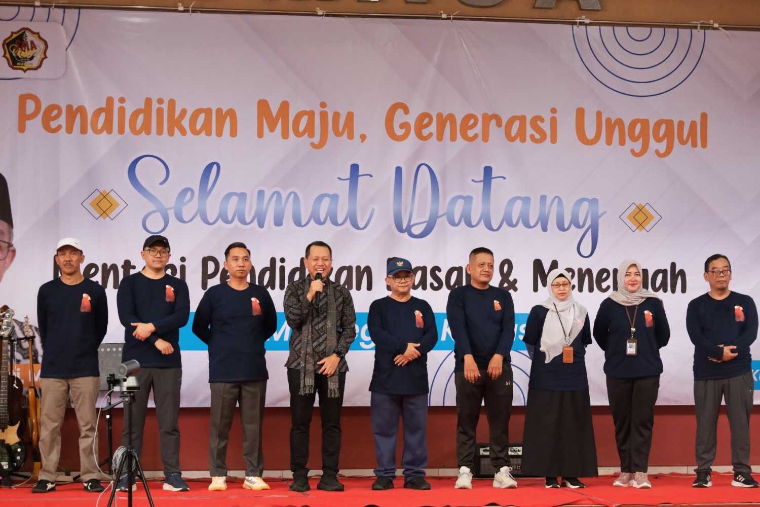 Mendikdasmen Kunjungi Sejumlah Sekolah di Kudus, Dorong Lingkungan Belajar yang Sehat dan Nyaman